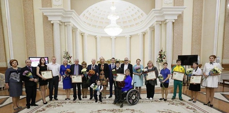 На Кубани 15 выдающихся жителей получат именные премии губернатора 
