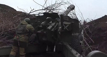«Поддержим пехоту!» Артиллеристы и танкисты ВС РФ поразили позиции ВСУ на невельском направлении – ВИДЕО 