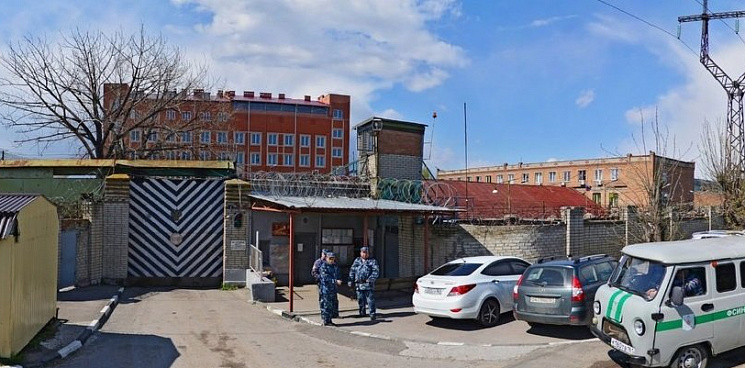 В Ростове на фоне скандала с пытками уволился экс-главврач тюремной больницы