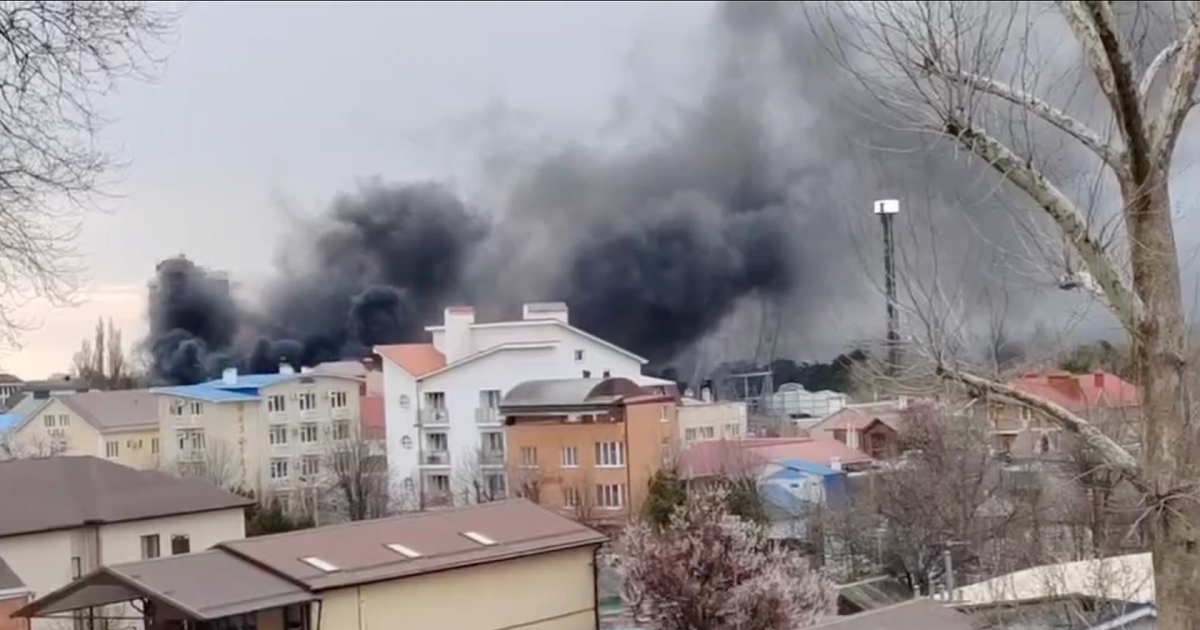 В Анапе произошел пожар в парке аттракционов «Джунгли»