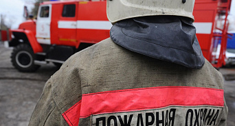 В Крыму из-за пожара в двухэтажном доме эвакуировали 50 человек