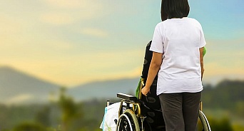 Родители, воспитывающие детей-инвалидов, могут досрочно выйти на пенсию