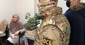 ФСБ задержали спонсоров террористов в Крыму и Татарстане