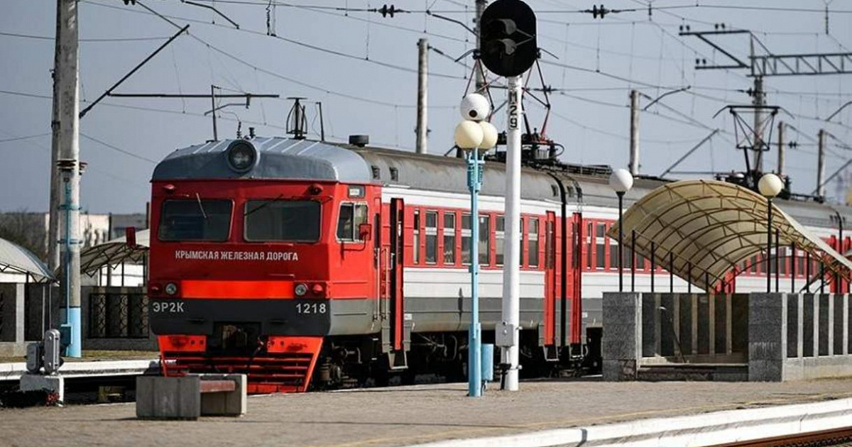 Министр транспорта сообщил о круглогодичной 50% скидке для детей на ж/д билеты