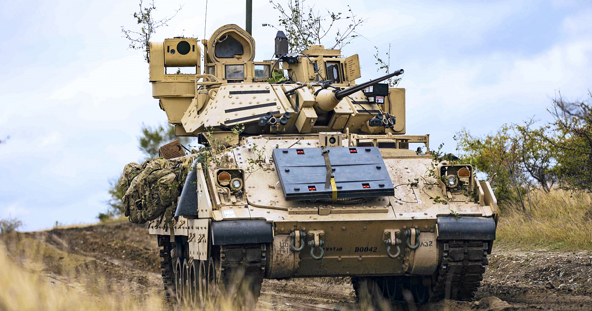 «Чому нам не дают оружие?» США не поставляет Украине танки, которые тысячами ржавеют на складах, а Польша блокирует поставки катеров для ВСУ– ВИДЕО
