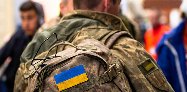 «Лучше меня «оккупируют» и я буду свободен!» Украинцы в ужасе от тотальной мобилизации и с завистью смотрят на Донбасс - ВИДЕО