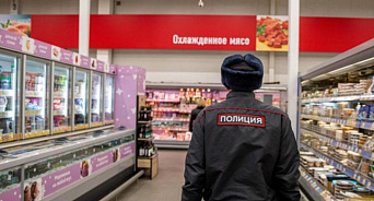 Школьники украли почти два ящика энергетиков в магазине в Краснодаре