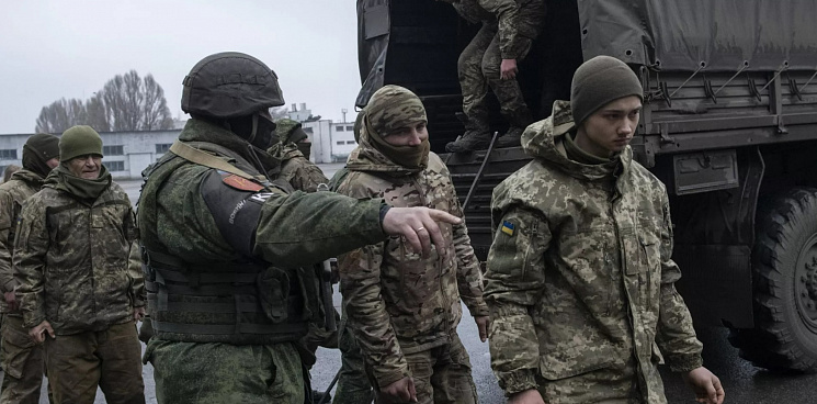 Мобилизованные из Ростовской области в первом бою взяли в плен группу украинских боевиков – ВИДЕО 