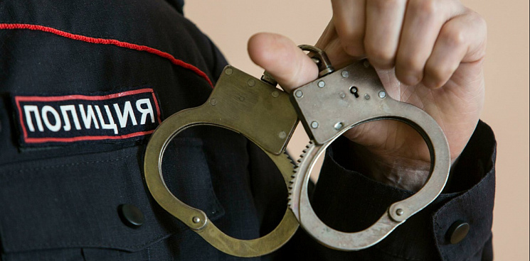 Бывшие полицейские из Геленджика обвиняются в мошенничестве 