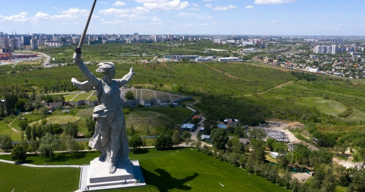 «Торговля памятью»: в Волгограде чиновники землю у подножия Мамаева кургана решили застроить жилыми домами 