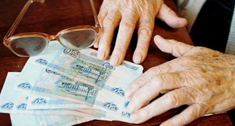 В Новороссийске мошенники выманили у нескольких пенсионеров 900 тысяч