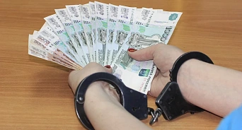 В Сочи сотрудницу Росреестра оштрафовали на три миллиона рублей за взятки
