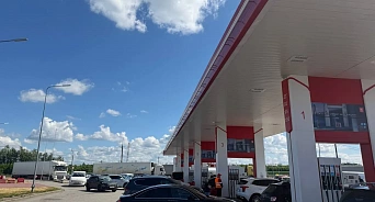 В Краснодаре бензин отпускает лишь половина автозаправочных станций