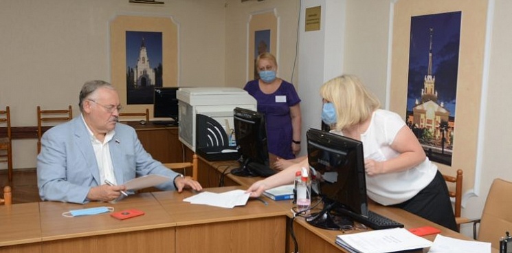Константин Затулин подал заявление на участие в выборах в ГД РФ