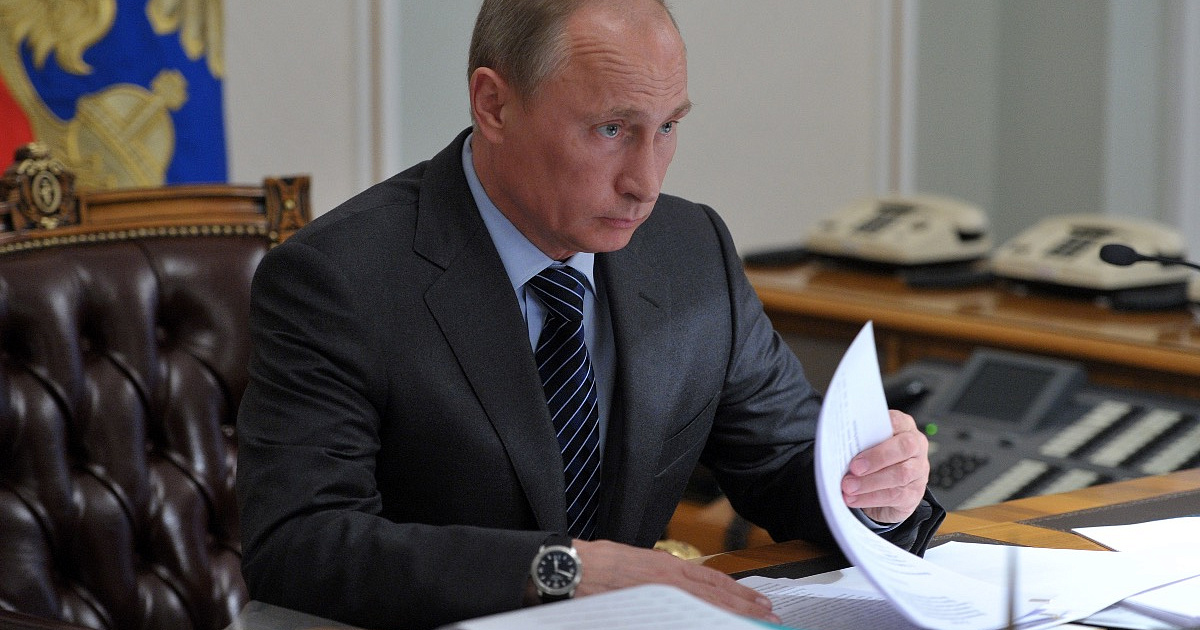 Жители Знаменского обратились к Путину с просьбой открыть центр культуры