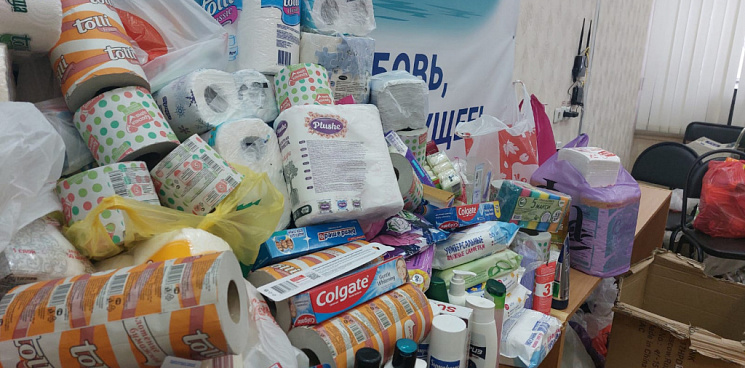 В Сочи для беженцев из ДНР и ЛНР собрали 15 тонн гуманитарной помощи