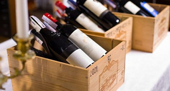 «Предрассудки погубили экспертов»: на форуме виноделия в Сочи не смогли опознать дорогое вино под дешёвой этикеткой - ВИДЕО