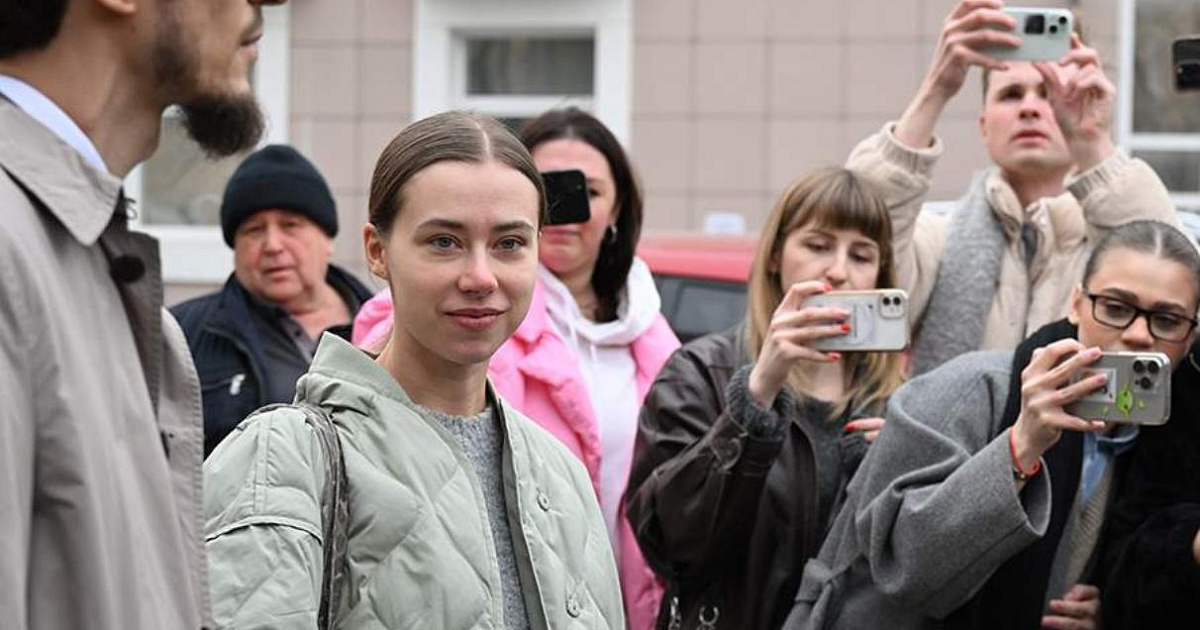 Задержанной в аэропорту Сочи Александре Митрошиной продлили домашний арест