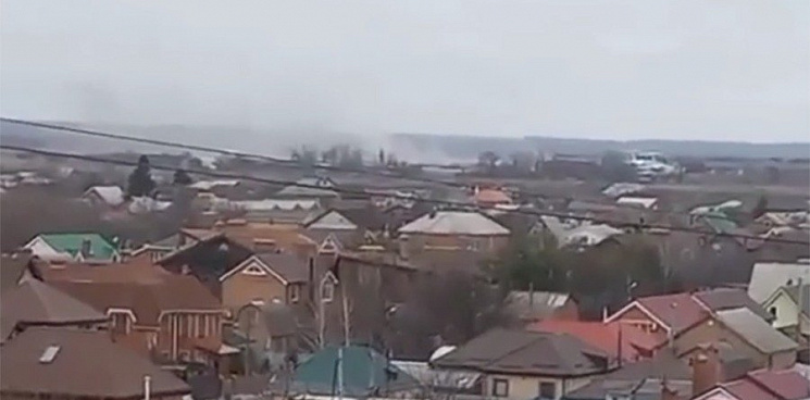 В небе Таганрога российская установка ПВО сбила украинскую ракету