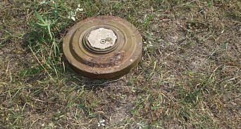 На Кубани кладоискатель откопал мину времён ВОВ и погиб — ему оторвало руку и причинное место