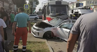 В Краснодаре состоится суд по делу о гибели девушки в ДТП с трамваем