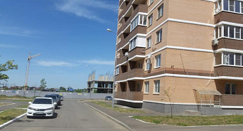 Жители Краснодара пожаловались на отсутствие воды и света из-за техники строительной компании
