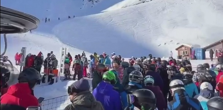 Туристы возмутились ценами, очередями и отсутствием снега на горнолыжных курортах Сочи – ВИДЕО 