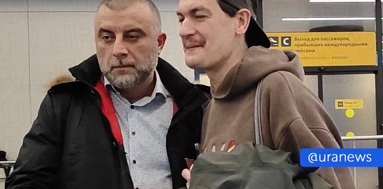 Подозреваемый в финансировании ВСУ комик Гудков в 31 раз приехал в Россию после начала СВО