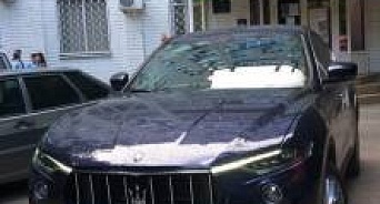 В Краснодаре у компании за долги по зарплате приставы арестовали Maserati