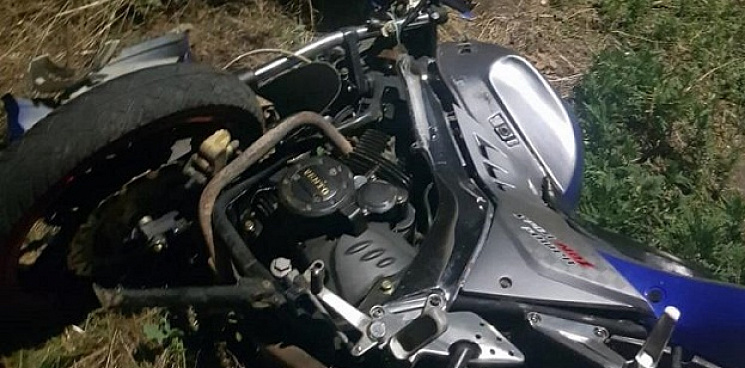 В Павловском районе Кубани 14-летний мальчик насмерть разбился на мотоцикле