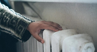 «Температура 14 градусов!» Жители Краснодара замерзают в своих квартирах без отопления