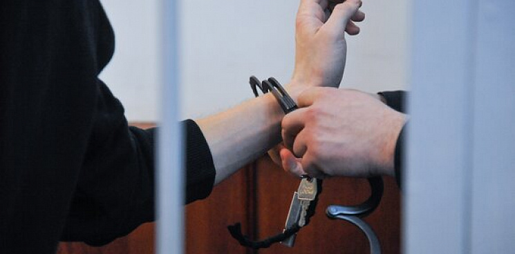Жительнице Краснодара грозит 20 лет тюрьмы за незаконный оборот наркотиков