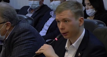 Краснодарский депутат объяснил, как безналичная оплата в маршрутках связана с Путиным
