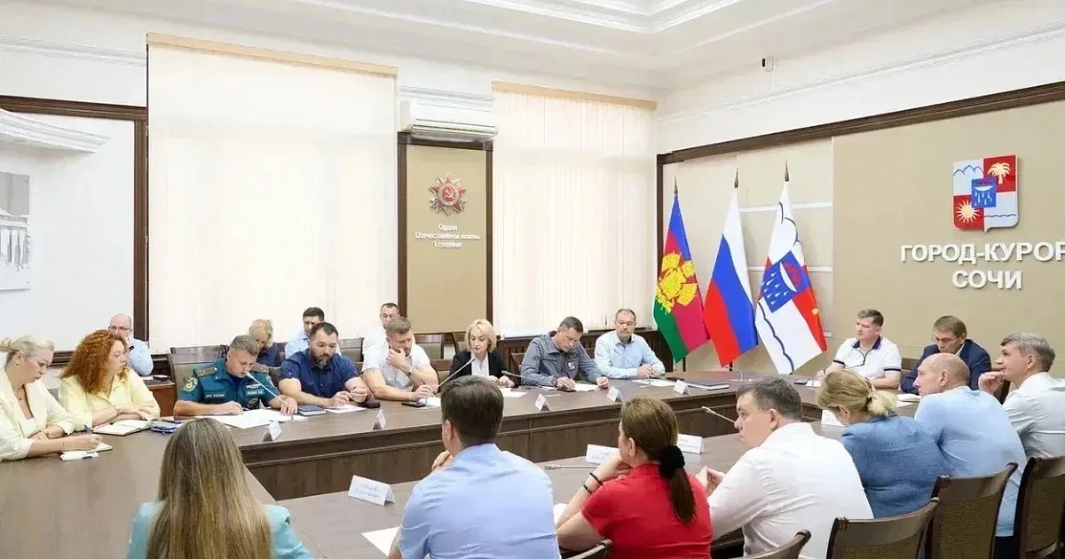 После ночной атаки БПЛА Сочи работает в штатном режиме 