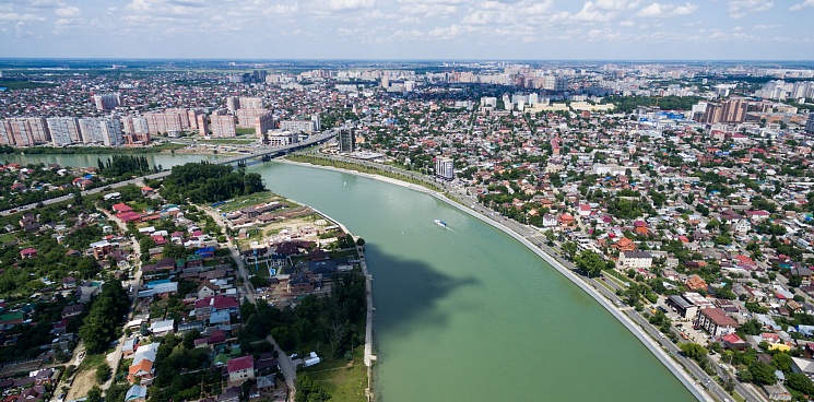 «Вонь с Кубани дошла до Бастрыкина» - Следком возбудил уголовное дело о загрязнении реки в Краснодаре