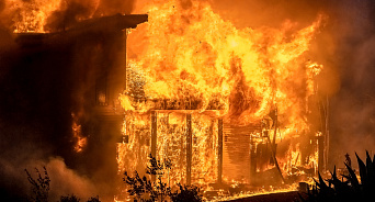 «Хотели украсть военную форму»: на Ставрополье четверо грабителей сожгли склад вместе со сторожем