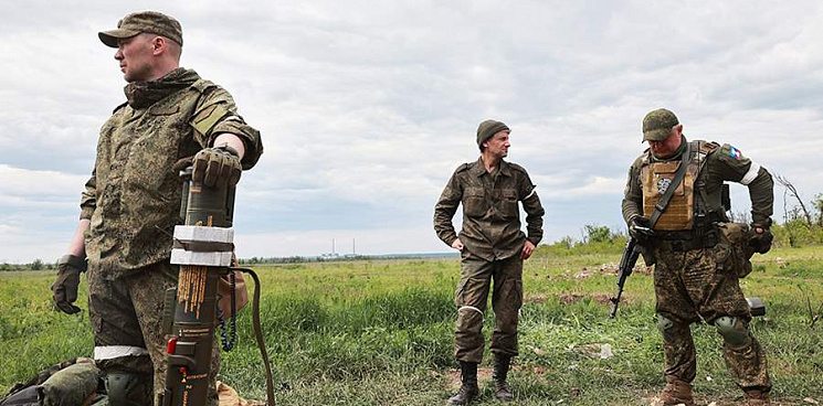 Красный Лиман перешёл под контроль ДНР, войска ВС РФ покинули Изюм, ВСУ обстреляли рынок в Донецке - что произошло на фронте, ВИДЕО