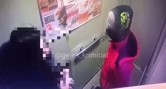 В Краснодаре задержали подозреваемого в нападении на женщин в лифте