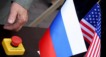 Медведев: Россия не собирается продлевать договор СНВ-3 с США 