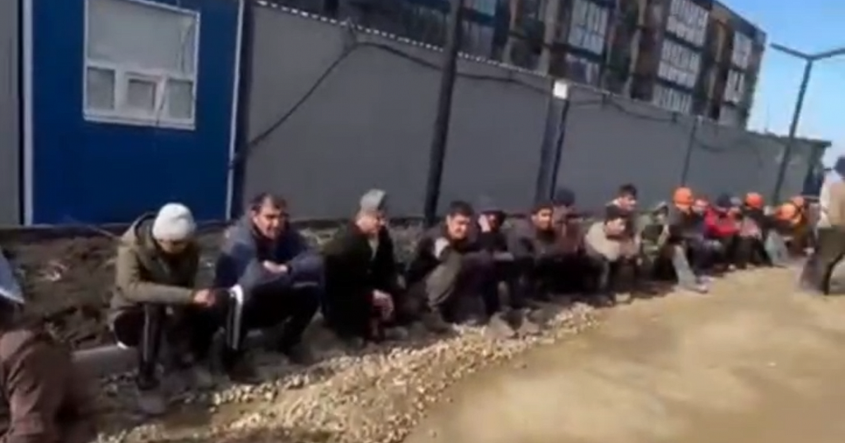  На Кубани на стройке в станице Елизаветинской нелегально работали 28 мигрантов 