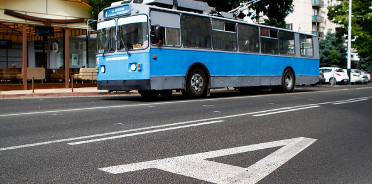В Краснодаре организуют еще четыре полосы для общественного транспорта