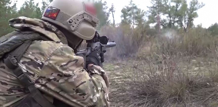 «Задача выполнена»: российские снайперы ликвидировали диверсантов ВСУ, обнаруженных разведкой – ВИДЕО 