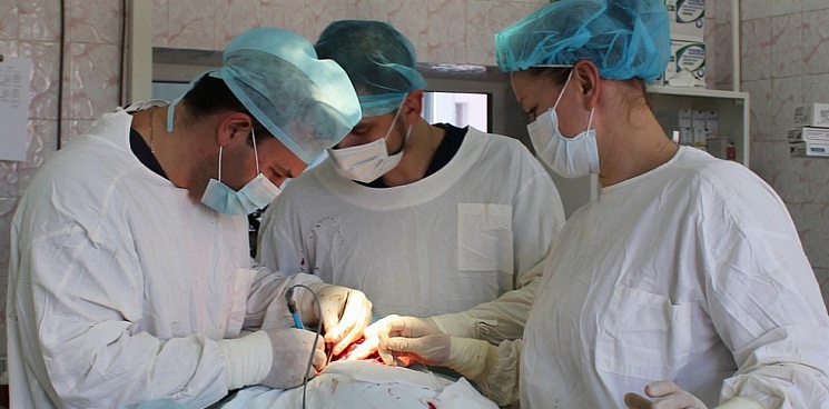 На Кубани хирурги восстановили пациенту челюсть из малоберцовой кости 