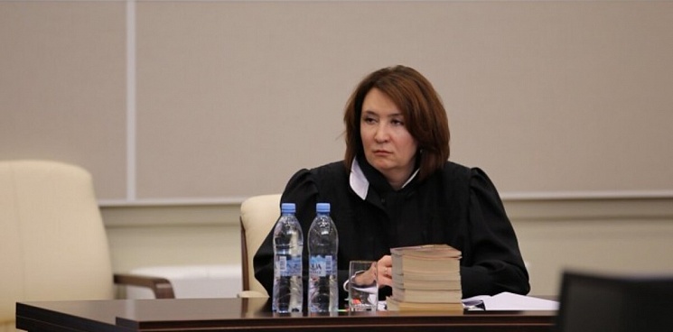  Хахалева не смогла вернуть себе статус судьи
