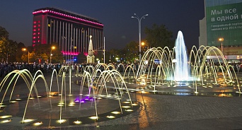 Статус исторической территории присвоен Александровскому бульвару на Красной вплоть до кинотеатра «Аврора».